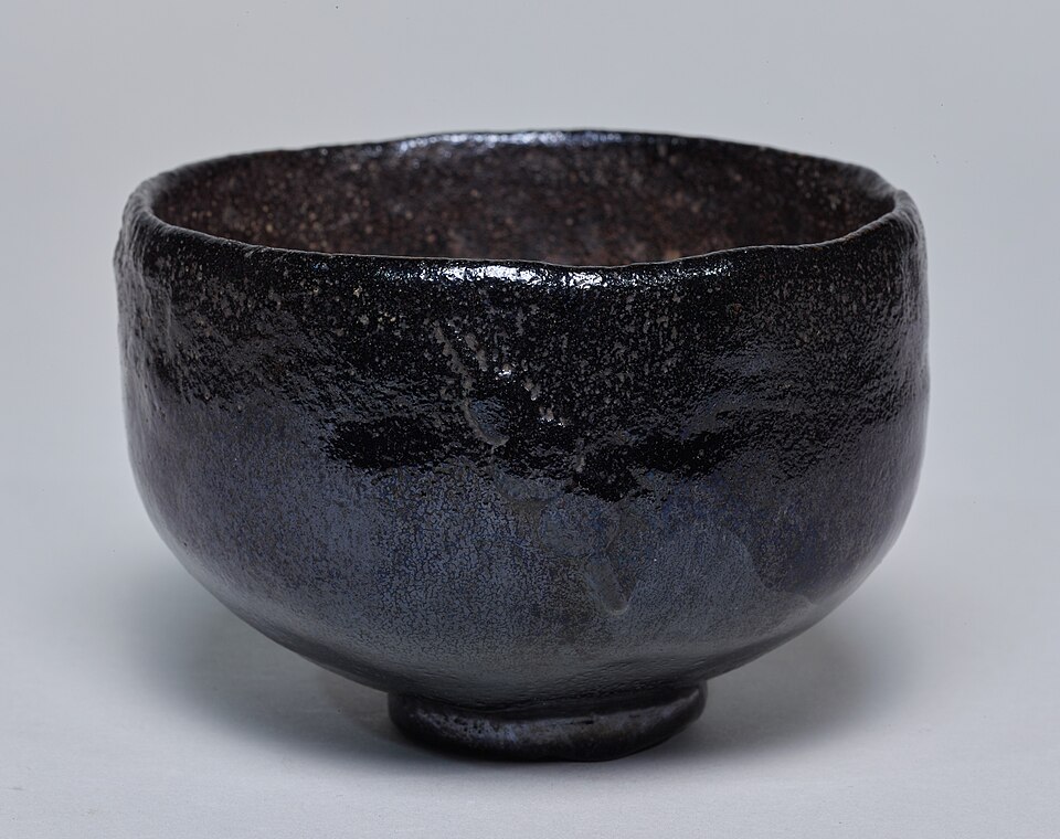 Chawan raku negro hecho a mano para la ceremonia del té